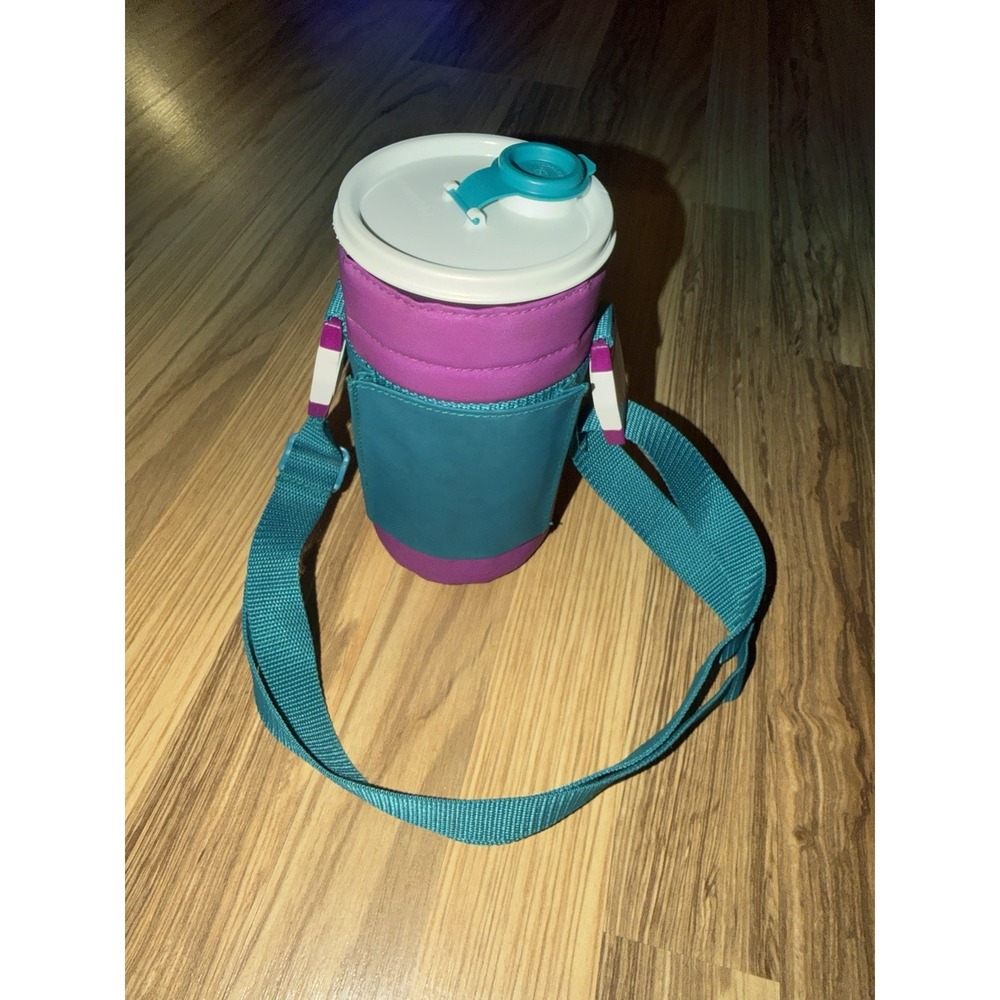 VTG Tupperware Thirst Quake 30 oz tumbler cup lid carrying case shoulder strap